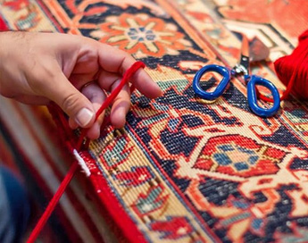 خدمات تخصصی و حرفه ای رفوی فرش در قالیشویی زرگنده